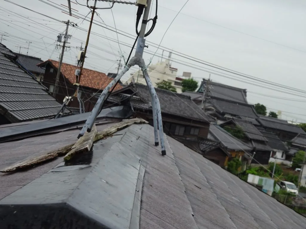 高浜市のアパートで雨漏り修繕と屋根工事　外壁・屋根塗装工事